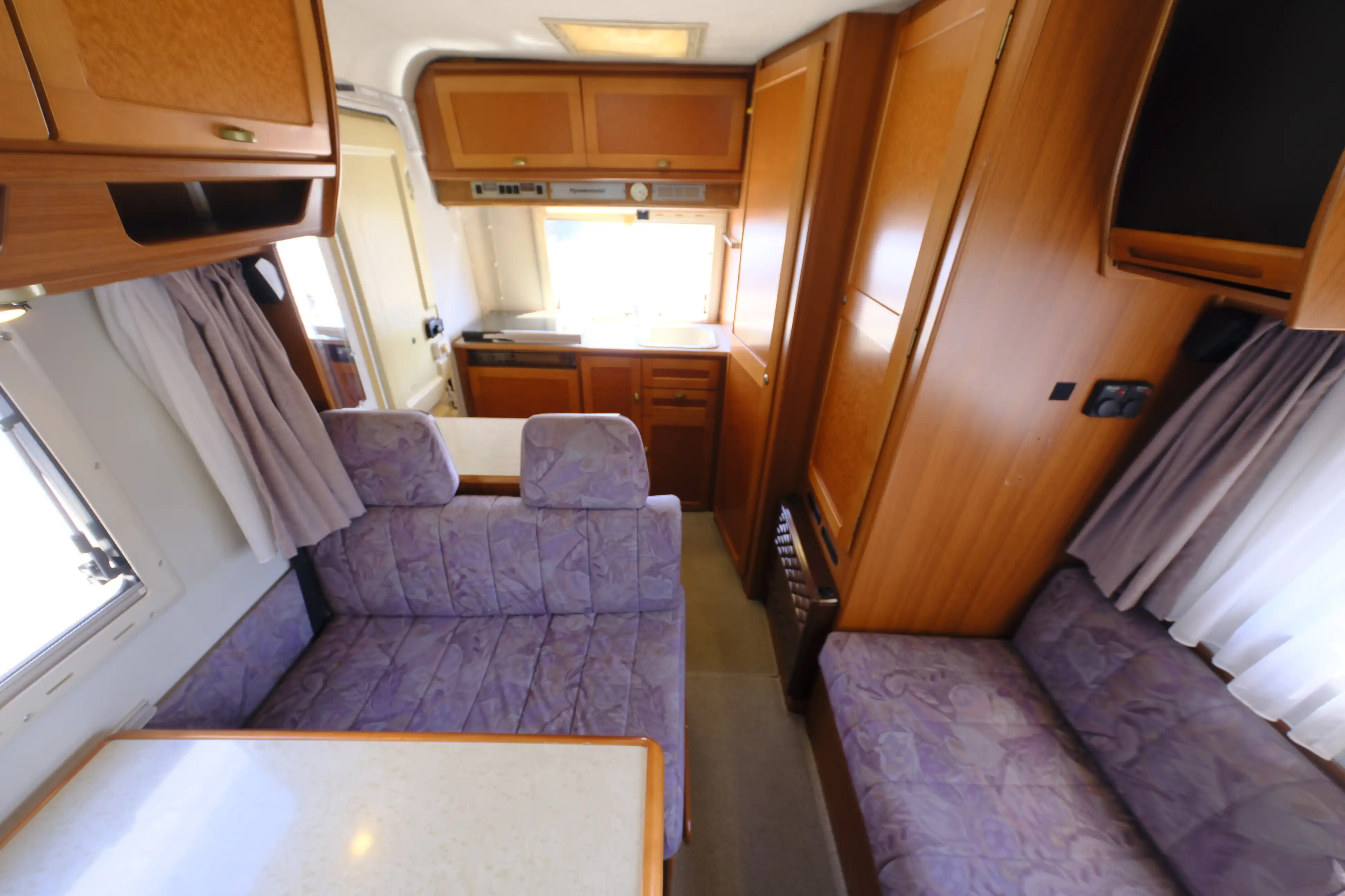 HYMER-ERIBA S 555